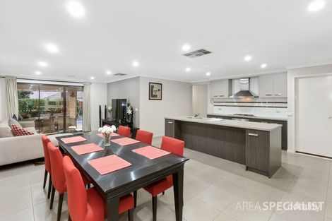 Property photo of 8 Sunline Way Lyndhurst VIC 3975