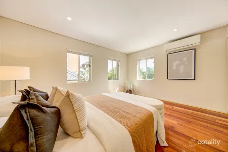 Property photo of 2/3 Hardie Street Neutral Bay NSW 2089