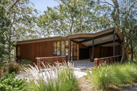 Property photo of 12 Capri Close Avalon Beach NSW 2107