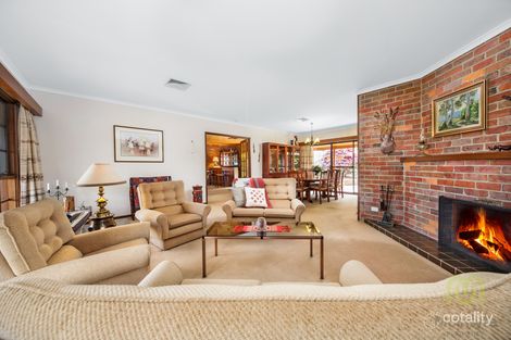 Property photo of 32 McLarty Court Kambah ACT 2902