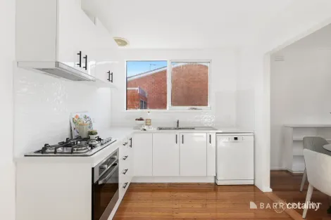 Property photo of 17/5-7 Collocott Street Mordialloc VIC 3195