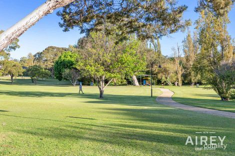 Property photo of 58 Melvista Avenue Dalkeith WA 6009