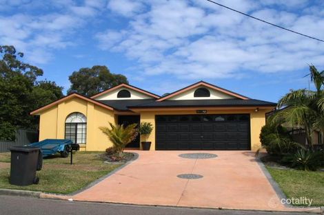 32 Lurnea Cres, Valentine, NSW 2280