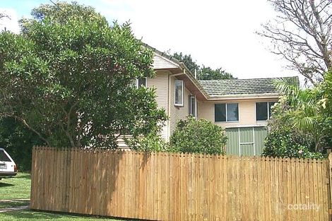 2 Mumbil St, Stafford Heights, QLD 4053