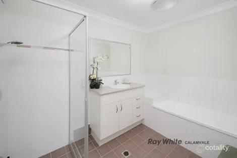Property photo of 10/20 Rosella Close Calamvale QLD 4116