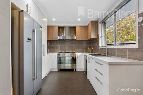 Property photo of 8 Colvin Court Glen Waverley VIC 3150