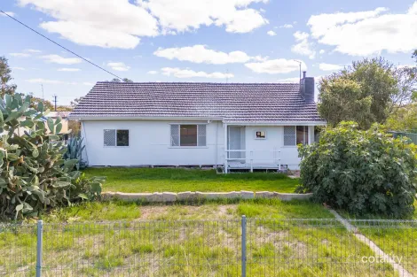 17 Yalbaroo Rd, Northam, WA 6401