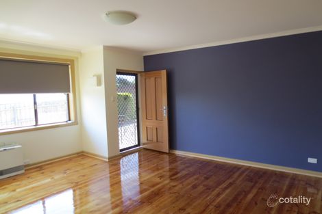Property photo of 2/26 Aikman Crescent Chadstone VIC 3148