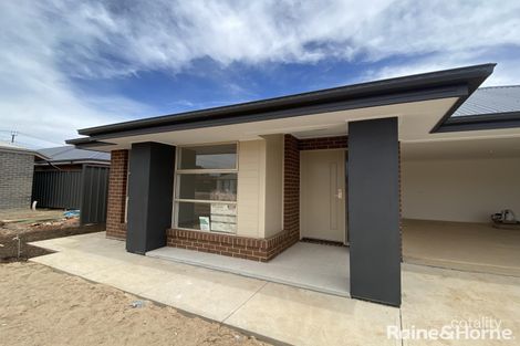 26 Sandalwood Rd, Davoren Park, SA 5113