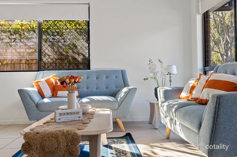 Property photo of 8 Waterlilly Court Rothwell QLD 4022