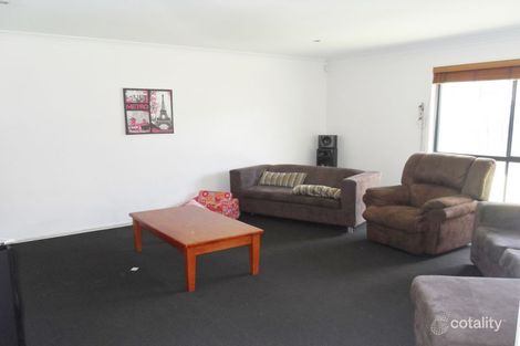 Property photo of 2 Dewhurst Crescent Raceview QLD 4305