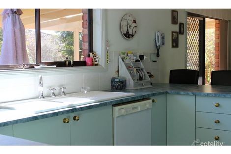 Property photo of 30 Avondale Drive Orange NSW 2800