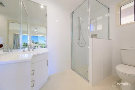 Property photo of 4 Selwyn Close Telina QLD 4680