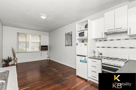 3/130 Terrace Rd, Perth, WA 6000