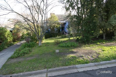 14 Strathallyn Rd, Ringwood, VIC 3134