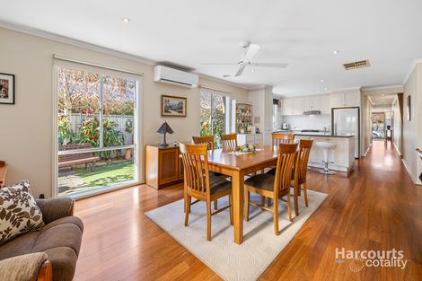 Property photo of 15 Lauricella Place Caroline Springs VIC 3023