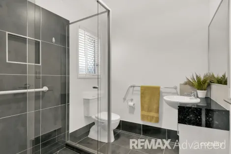 Property photo of 124 Bongaree Avenue Bongaree QLD 4507