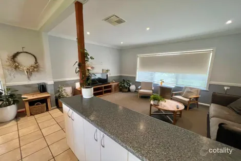 22 Thornbury St, Parkes, NSW 2870