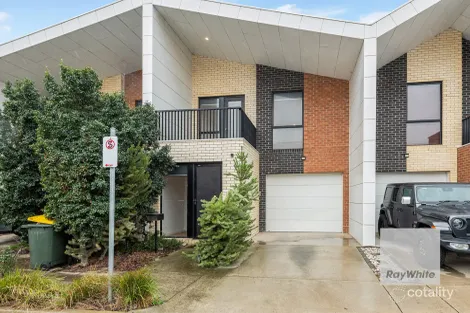 Property photo of 9 Havenlea Lane Cairnlea VIC 3023