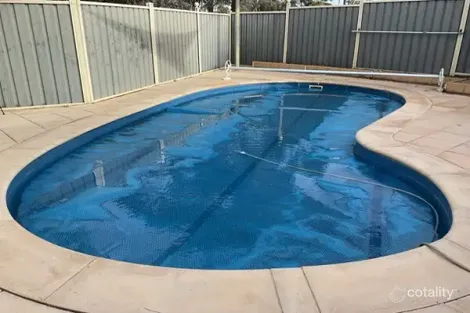 Property photo of 45 Arcoona Street Roxby Downs SA 5725