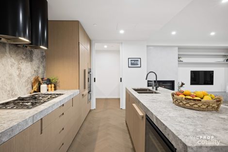 Property photo of 102/1A Yarra Street Hawthorn VIC 3122