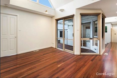 Property photo of 22 Van Der Haar Avenue Berwick VIC 3806