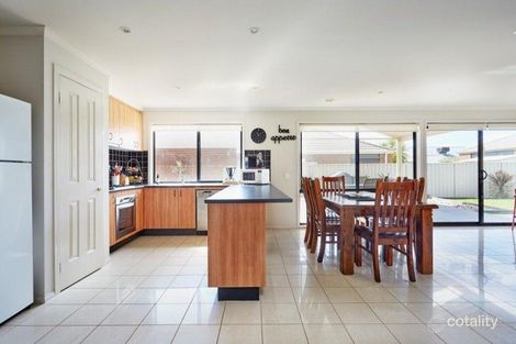 Property photo of 29 Greenview Circuit Epsom VIC 3551