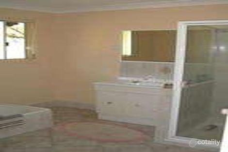 Property photo of 4 Earls Court Telina QLD 4680