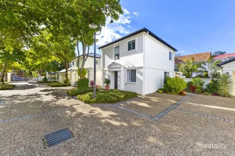 Property photo of 3/23-25 Bauer Street Southport QLD 4215