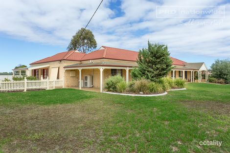 420 Hampden Ave, Cartwrights Hill, NSW 2650