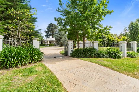 Property photo of 3 Rosedale Grove Frankston South VIC 3199