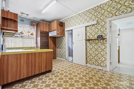 Property photo of 32 Townsend Road St Albans Park VIC 3219