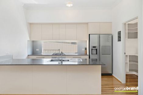 Property photo of 7 Katherine Crescent Green Point NSW 2251