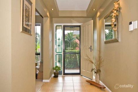 Property photo of 10 Coventry Circuit Carindale QLD 4152