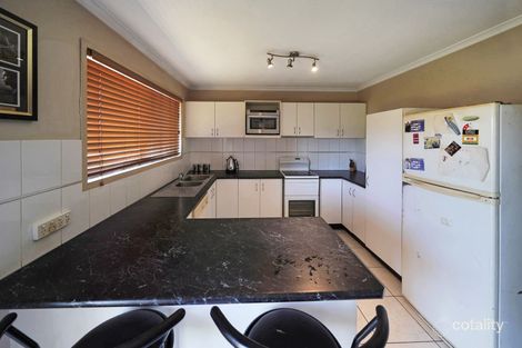 Property photo of 11 Houdini Terrace Edens Landing QLD 4207