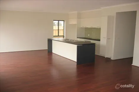 Property photo of 98 Duncombe Park Way Deer Park VIC 3023