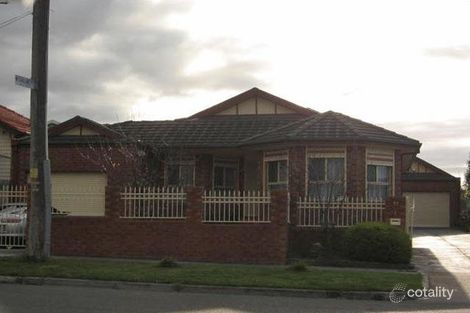 13 Henty St, Dandenong, VIC 3175