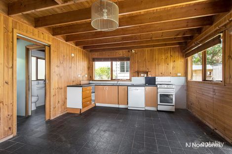 Property photo of 4 The Place Croydon South VIC 3136