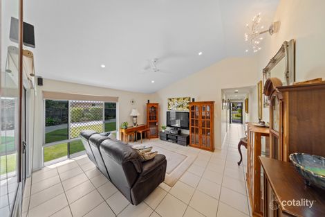 Property photo of 31 Canberra Avenue Cooloola Cove QLD 4580