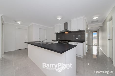 Property photo of 41 Tankard Drive Cranbourne East VIC 3977