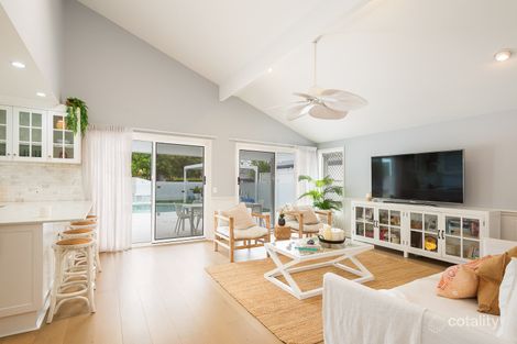 1 Charolais Cres, Benowa, QLD 4217