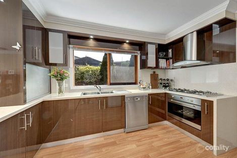 Property photo of 2/49 Renshaw Street Doncaster East VIC 3109