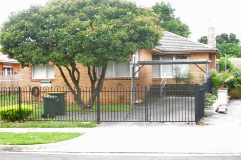 15 Rochdale Dr, Burwood East, VIC 3151