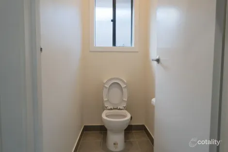 Property photo of 31 Bindi Avenue Tarneit VIC 3029