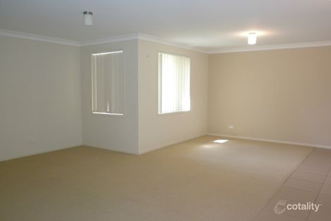 Property photo of 111 Casey Drive Hunterview NSW 2330