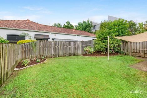 Property photo of 26 Hillridge Crescent Varsity Lakes QLD 4227