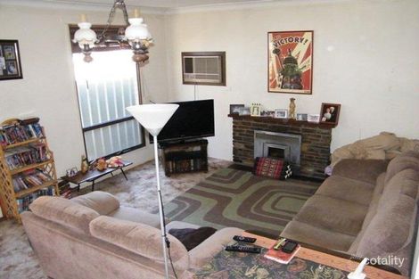 Property photo of 1/4A River Road Port Noarlunga SA 5167