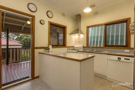 Property photo of 17 Burnett Street Mitcham VIC 3132