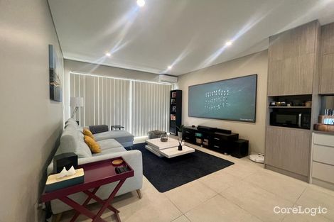 Property photo of 24/15 Civic Avenue Pendle Hill NSW 2145