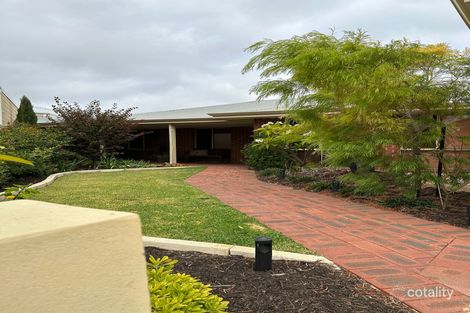 Property photo of 4 Harp Court Mullaloo WA 6027